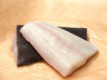 Load image into Gallery viewer, Halibut Fillet🇮🇪
