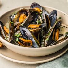 Load image into Gallery viewer, Fresh Mussels🇮🇪
